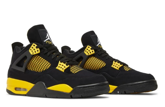 Jordan 4 Retro 'Thunder' 2023 $138