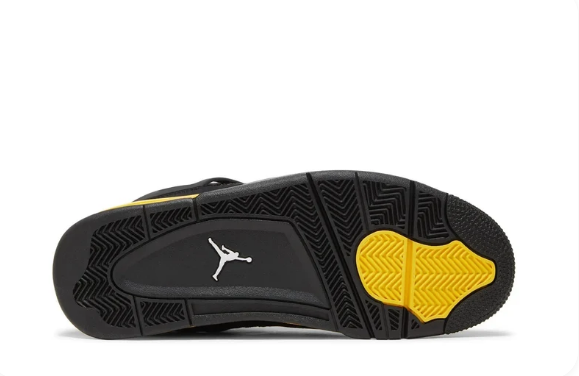 Jordan 4 Retro 'Thunder' 2023 $138