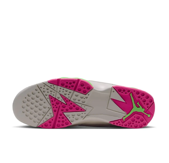 Air Jordan 7 Retro “Tennis Day”$170